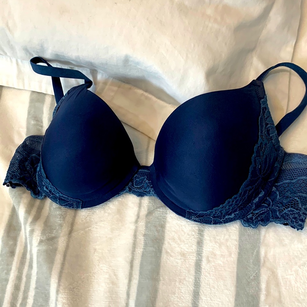 Navy blue brassiere